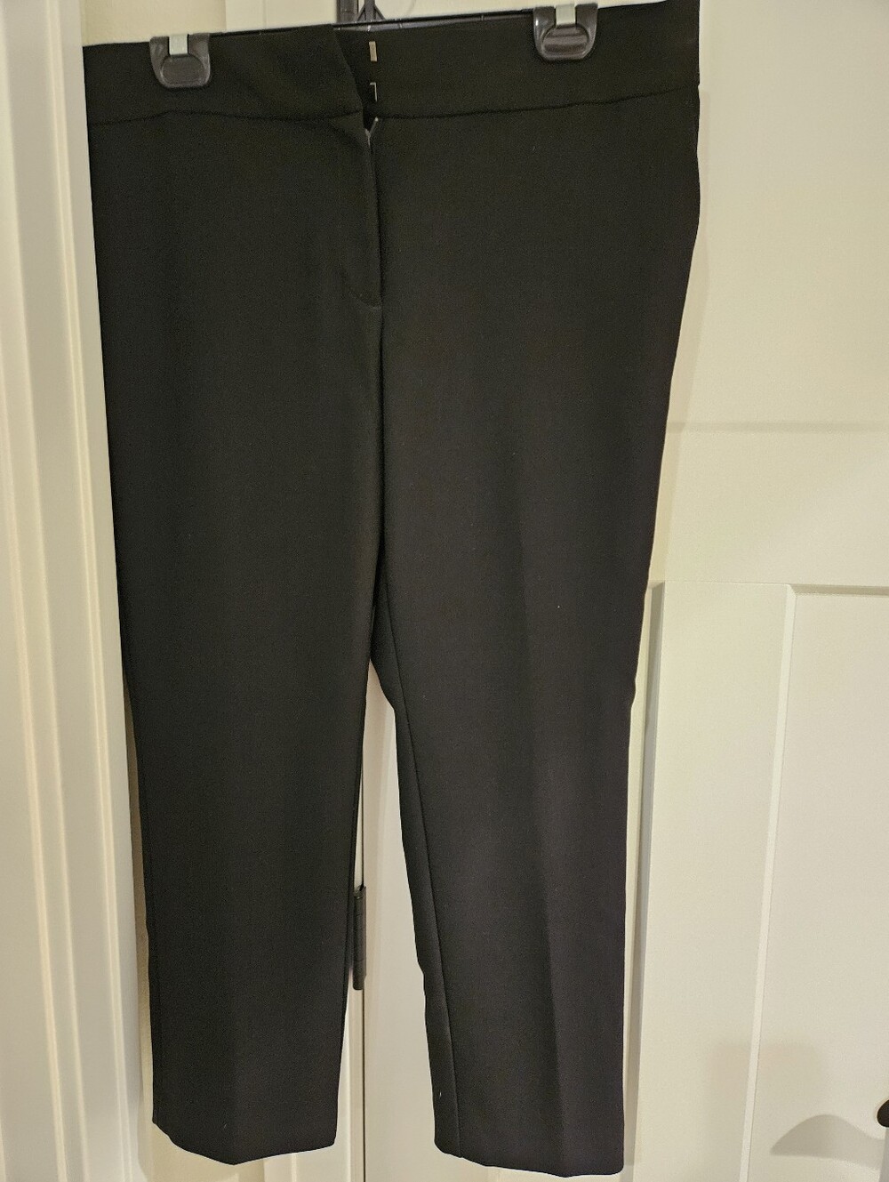 LOFT Black Straight-Leg Cropped Pants